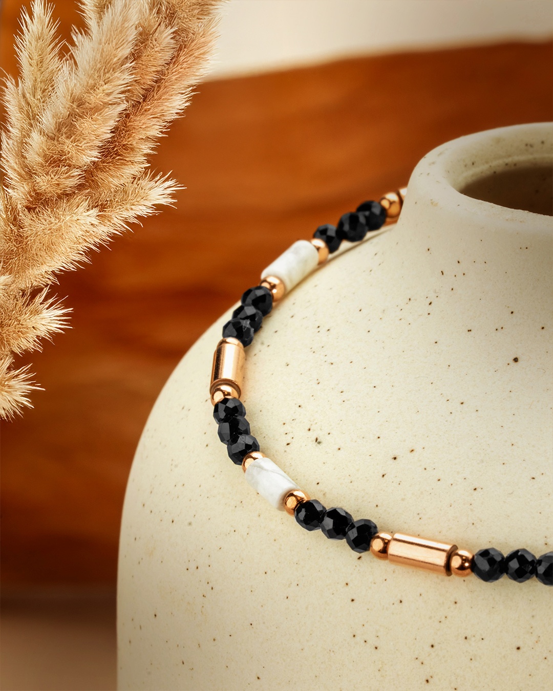 Bracciale Tormalina Nera e howlite Moneglia